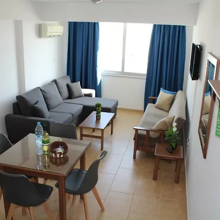 Apartahotel Maria Zintili