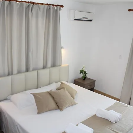 Maria Zintili Айя-Напа