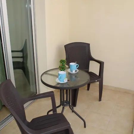 Hotel de apartamente Maria Zintili 4*