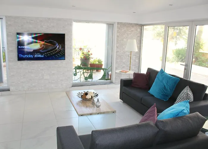 Aparthotel Maria Zintili 4*