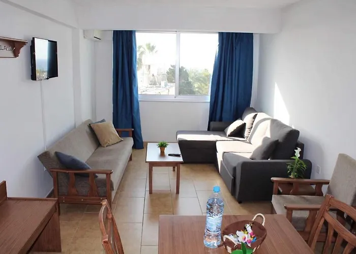 Maria Zintili Aparthotel 4*