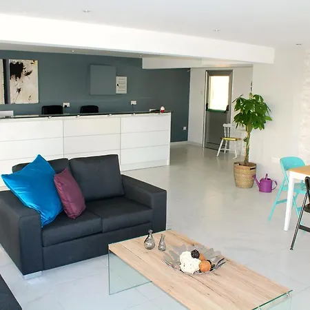 Maria Zintili Apartmanhotel